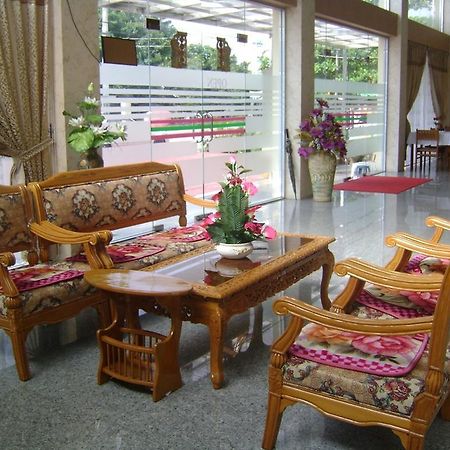 Royal Boss Hotel ย่างกุ้ง ภายนอก รูปภาพ