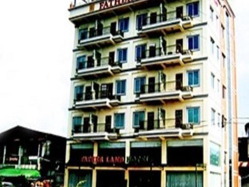 Royal Boss Hotel ย่างกุ้ง ภายนอก รูปภาพ
